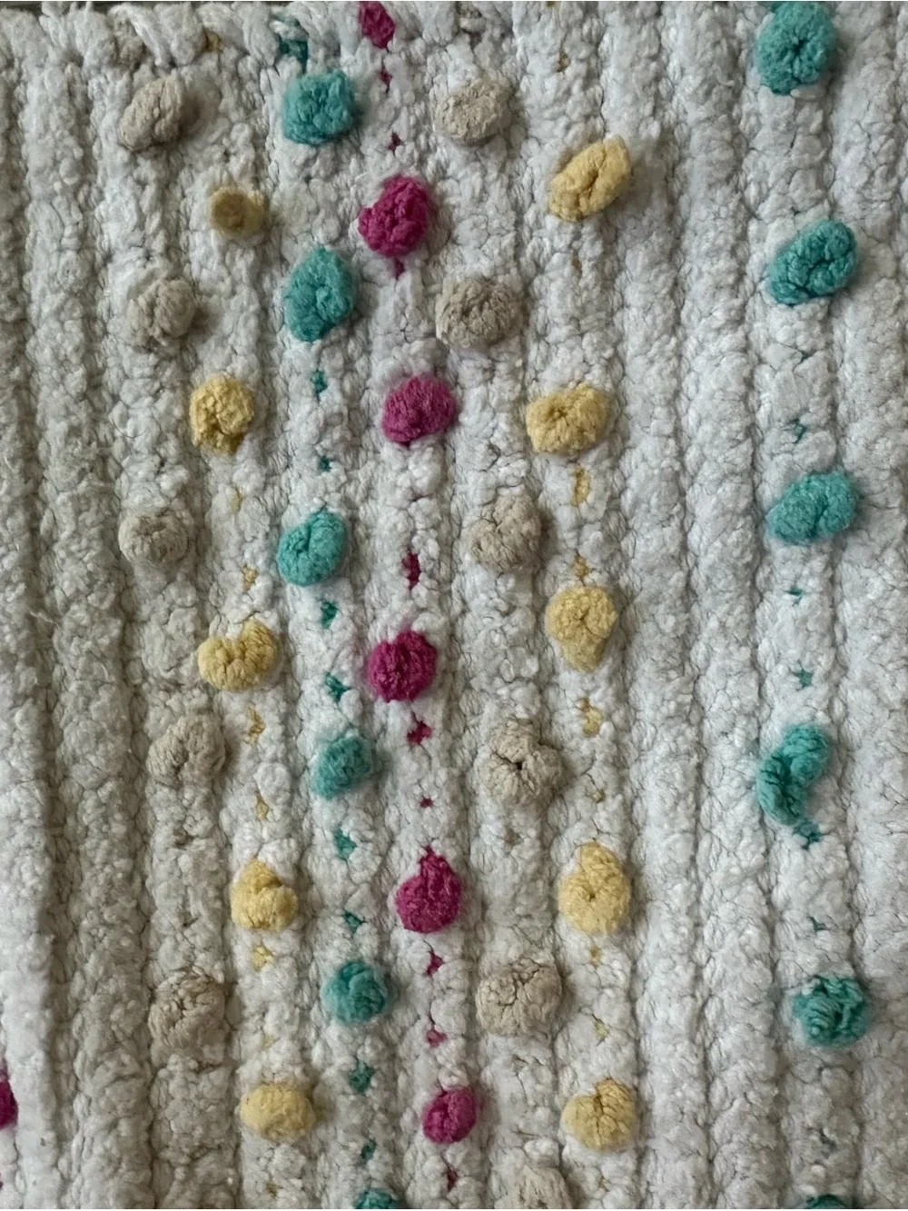 Set Threshold Bath Mat Yellow, Teal, Fuchsia and Cream Accents & 3 Hand Towels